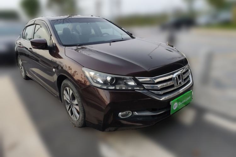 Used Honda Accord 2014 2.0L EX Luxury Edition Front Right 45 Deg
