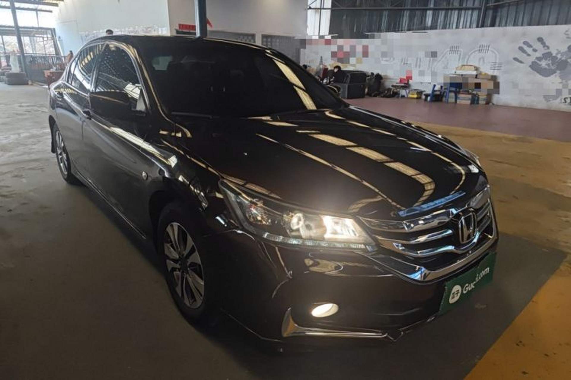 Used Honda Accord 2014 2.0L EXN Luxury Navigation Edition Front Right 45 Deg