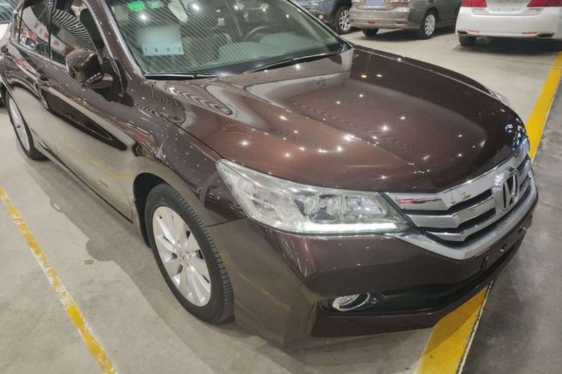 Used Honda Accord 2014 2.4L EX Luxury Edition Front Right 45 Deg