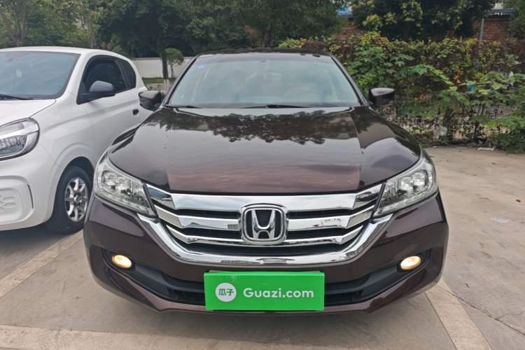 Used Honda Accord 2014 2.0L LX Comfort Edition Front