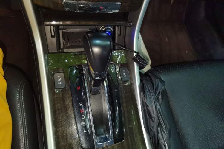 Used Honda Accord 2014 2.4L EX Luxury Edition Gear Lever
