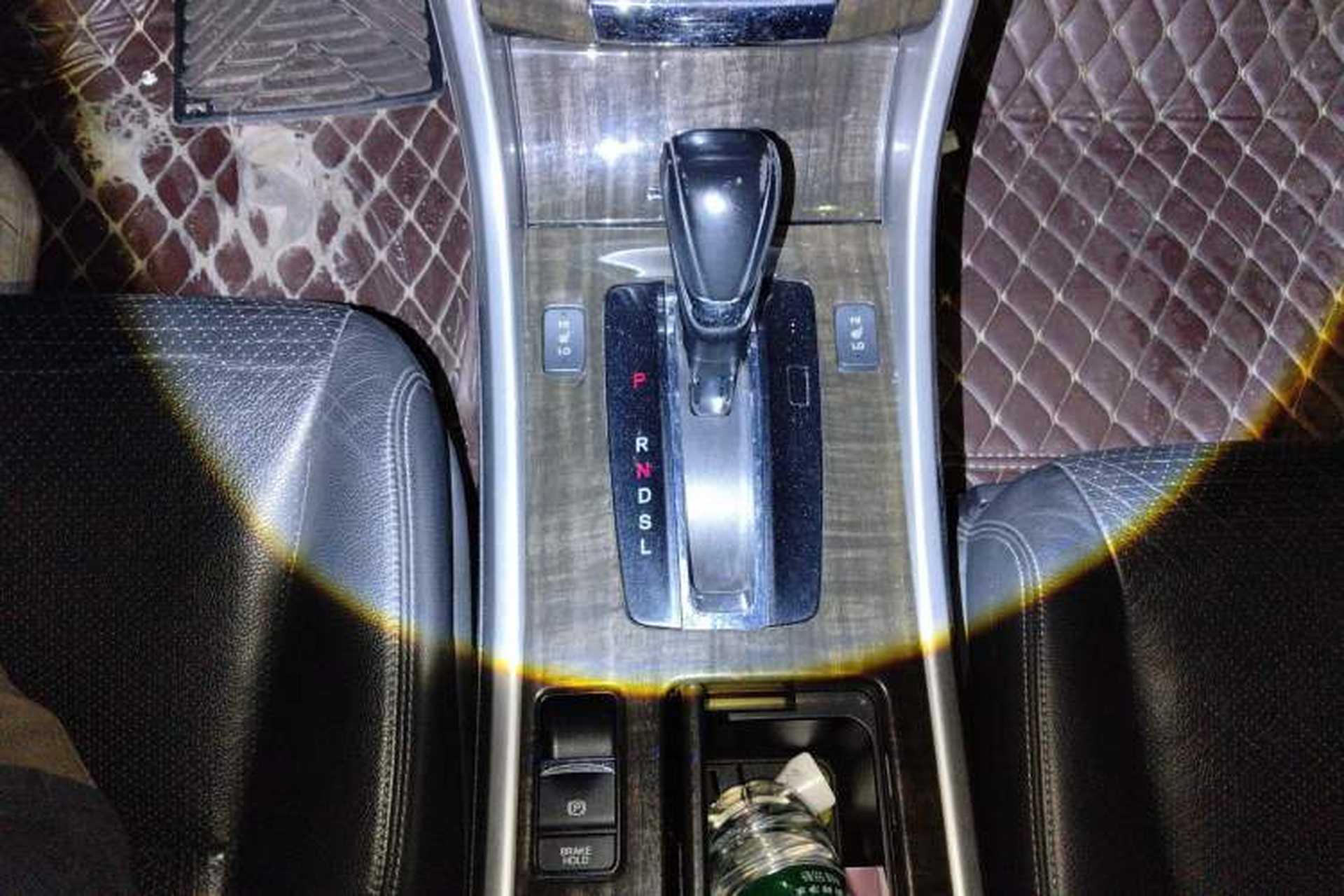 Used Honda Accord 2014 2.4L EX Luxury Edition Gear Lever