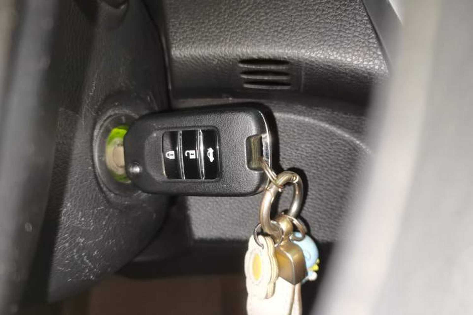 Used Honda Accord 2014 2.0L LX Comfort Edition Interior 1