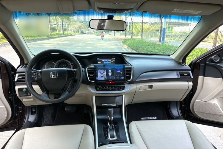Used Honda Accord 2014 2.0L LX Comfort Edition Interior 1