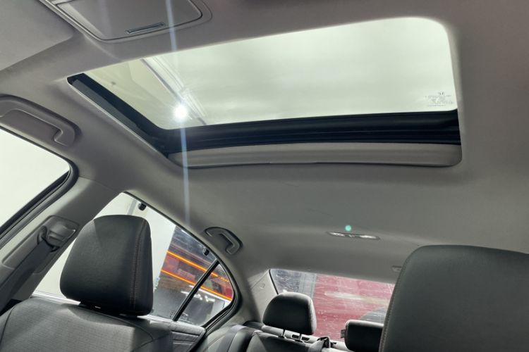 Used Honda Accord 2014 3.0L EXLN Flagship Edition Interior 2