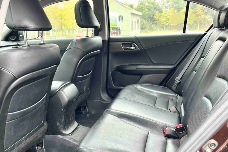 Used Honda Accord 2014 2.0L EX Luxury Edition Interior 3