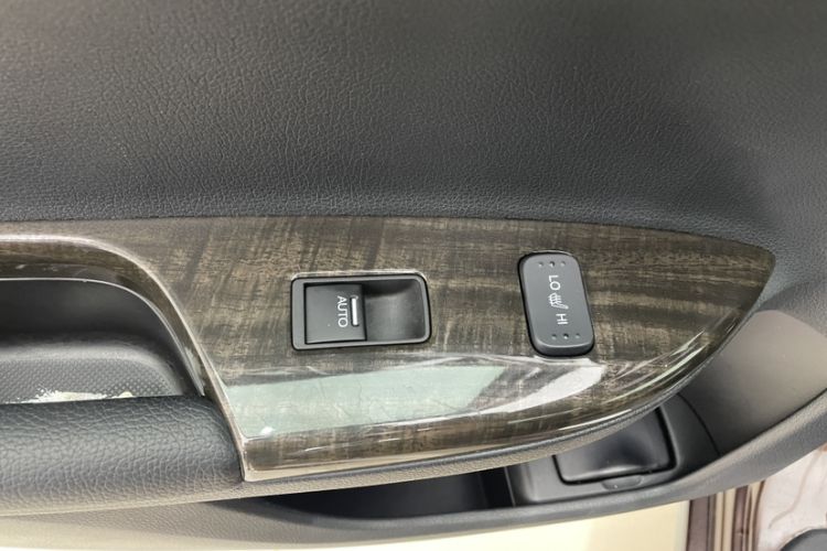Used Honda Accord 2014 3.0L EXLN Flagship Edition Interior 4