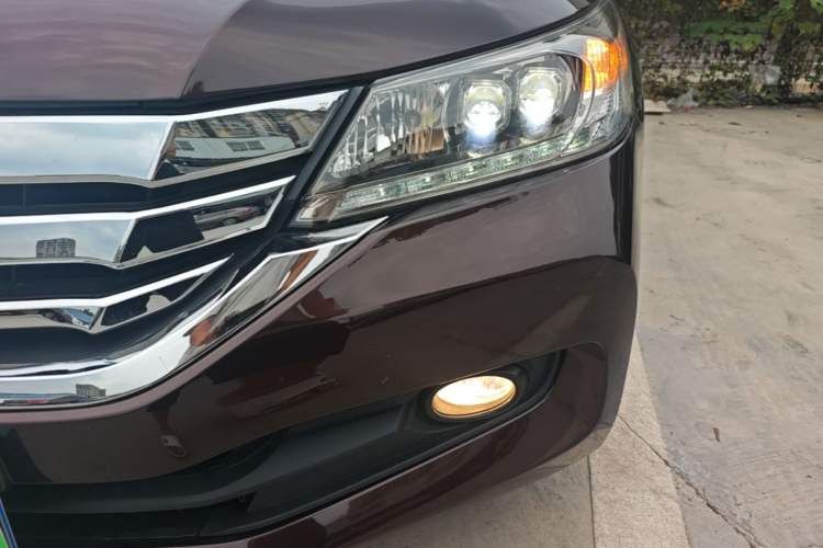 Used Honda Accord 2014 2.0L LX Comfort Edition Left Front Headlight