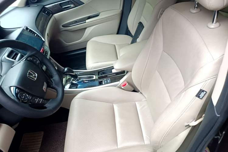 Used Honda Accord 2014 2.4L EX Luxury Edition Left Front Seat
