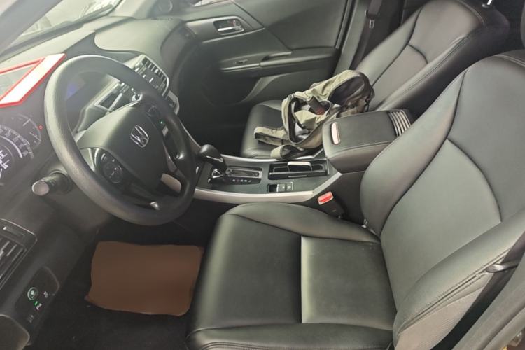 Used Honda Accord 2014 2.0L LX Comfort Edition Left Front Seat