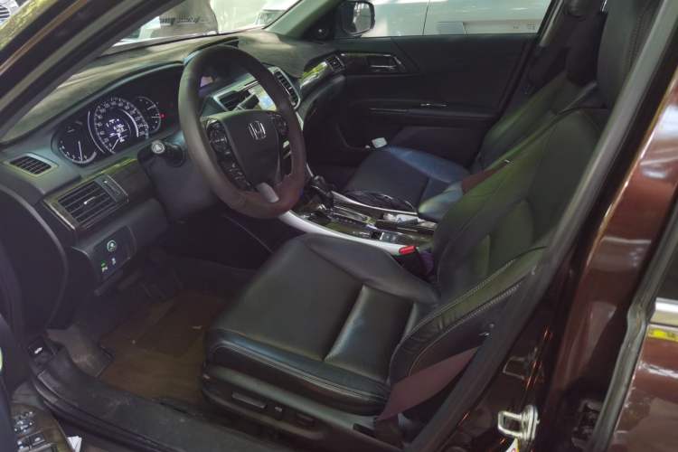 Used Honda Accord 2014 2.4L EX Luxury Edition Left Front Seat