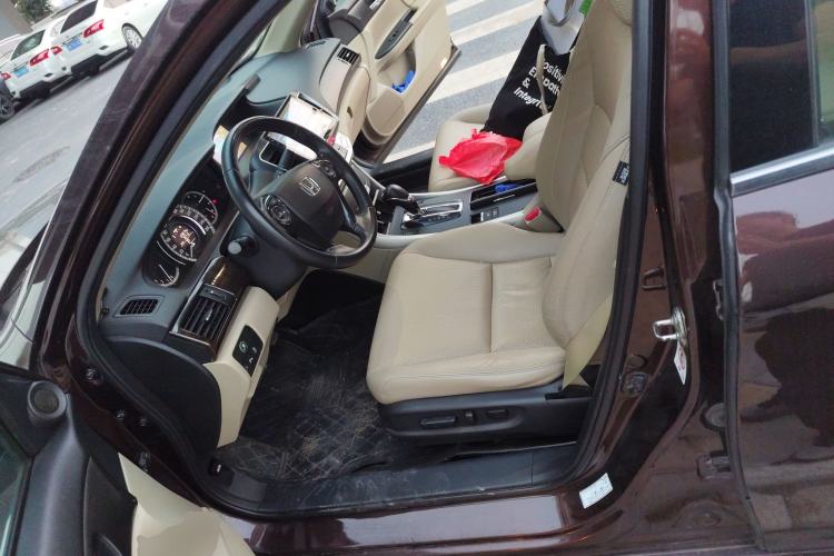Used Honda Accord 2014 2.0L EX Luxury Edition Left Front Seat