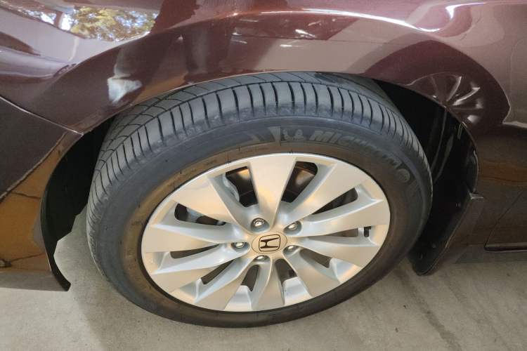 Used Honda Accord 2014 2.4L EX Luxury Edition Left Front Wheel Hub
