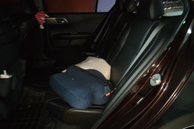 Used Honda Accord 2014 2.0L EX Luxury Edition Left Rear Seat