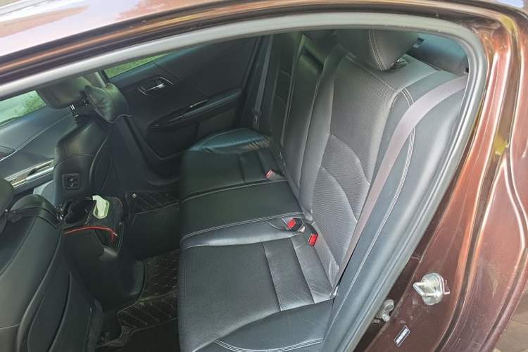 Used Honda Accord 2014 2.4L EX Luxury Edition Left Rear Seat