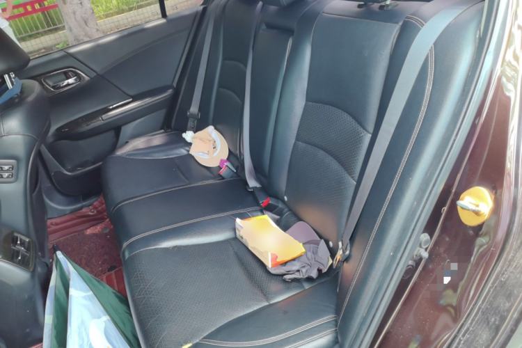 Used Honda Accord 2014 2.4L EX Luxury Edition Left Rear Seat
