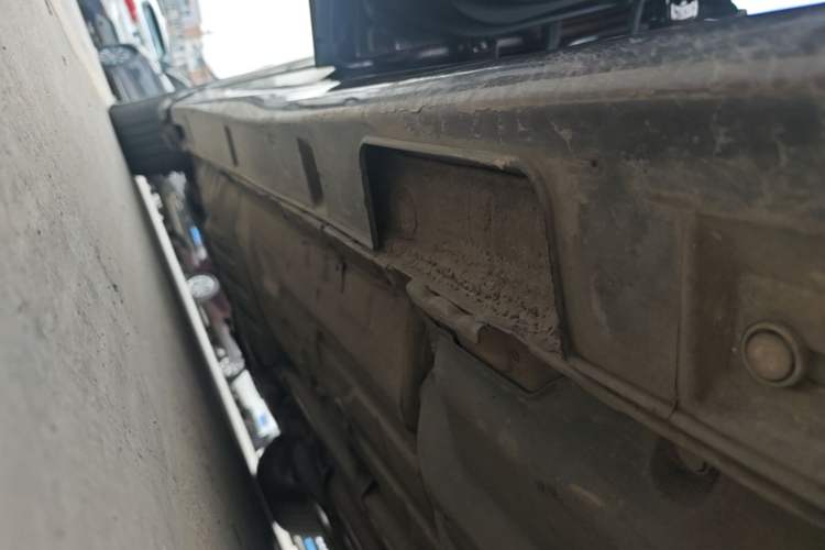 Used Honda Accord 2014 2.0L LX Comfort Edition Left Side Sill