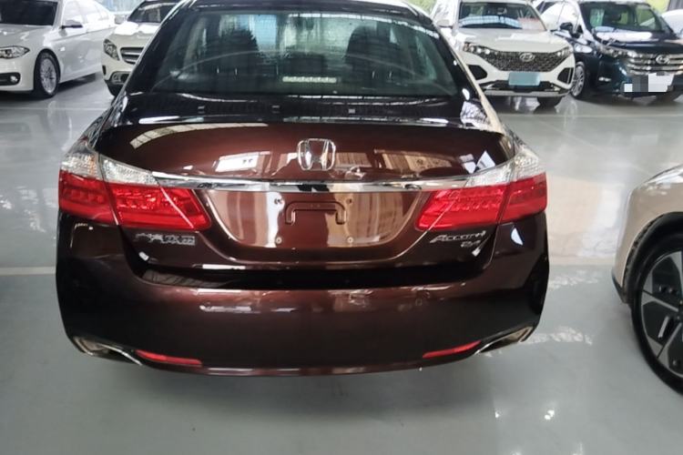 Used Honda Accord 2014 2.4L EX Luxury Edition Rear