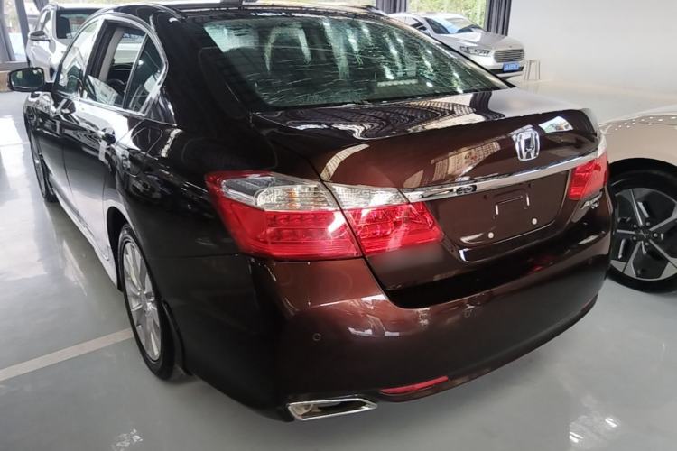 Used Honda Accord 2014 2.4L EX Luxury Edition Rear Left 45 Deg