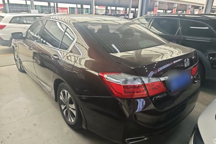Used Honda Accord 2014 2.0L LX Comfort Edition Rear Left 45 Deg
