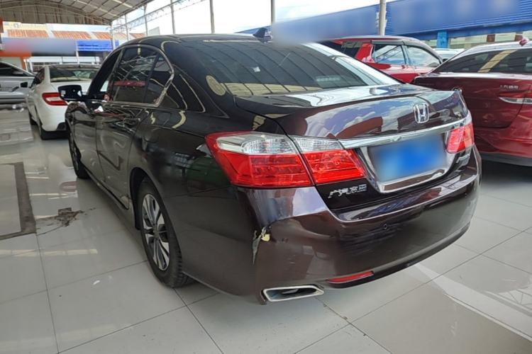 Used Honda Accord 2014 2.0L EX Luxury Edition Rear Left 45 Deg