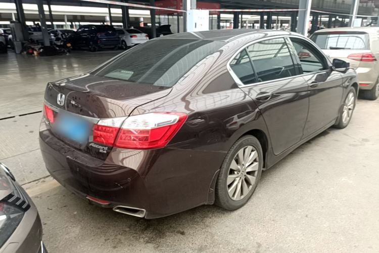 Used Honda Accord 2014 2.4L EXN Luxury Navigation Edition Rear Right 45 Deg