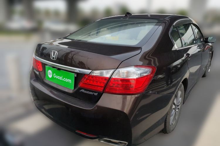Used Honda Accord 2014 2.0L EX Luxury Edition Rear Right 45 Deg