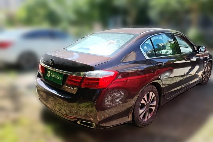 Used Honda Accord 2014 2.0L EX Luxury Edition Rear Right 45 Deg