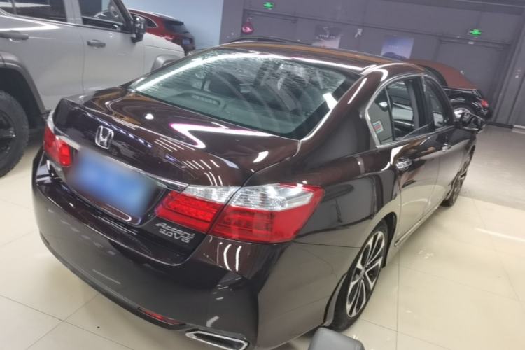 Used Honda Accord 2014 3.0L EXLN Flagship Edition Rear Right 45 Deg