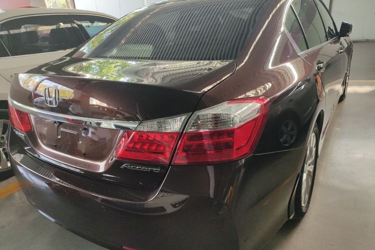 Used Honda Accord 2014 2.4L EX Luxury Edition Rear Right 45 Deg