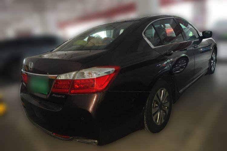 Used Honda Accord 2014 2.0L LX Comfort Edition Rear Right 45 Deg