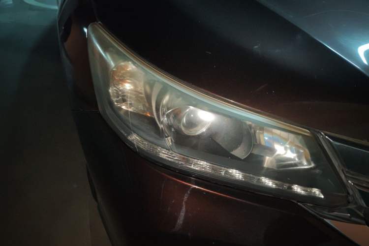 Used Honda Accord 2014 2.0L EX Luxury Edition Right Front Headlight