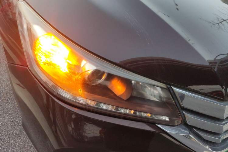 Used Honda Accord 2014 2.0L EX Luxury Edition Right Front Headlight
