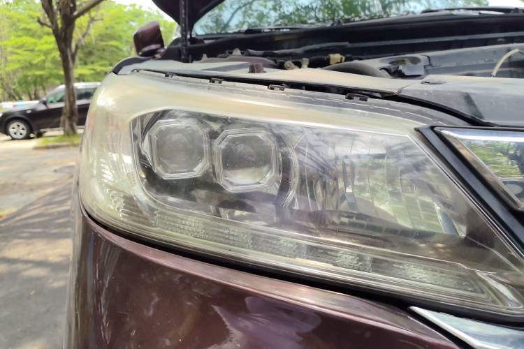 Used Honda Accord 2014 2.4L EX Luxury Edition Right Front Headlight