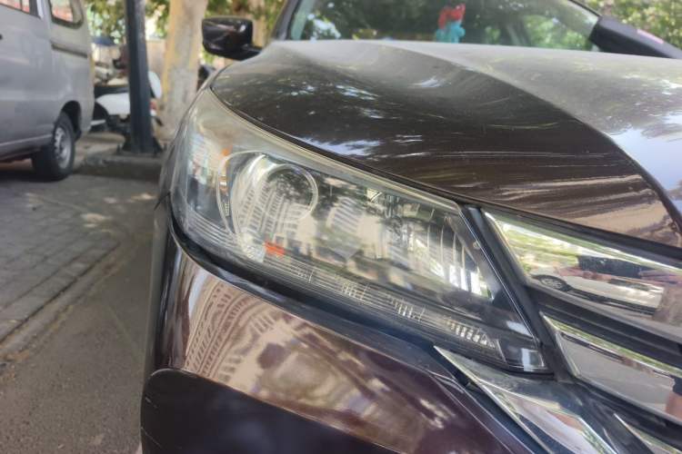 Used Honda Accord 2014 2.0L EX Luxury Edition Right Front Headlight