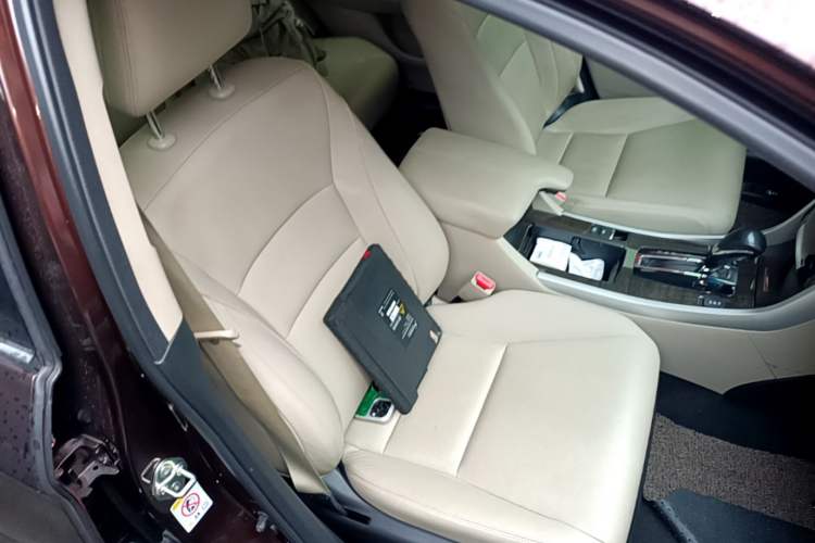 Used Honda Accord 2014 2.4L EX Luxury Edition Right Front Seat