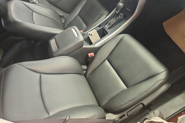 Used Honda Accord 2014 2.0L LX Comfort Edition Right Front Seat