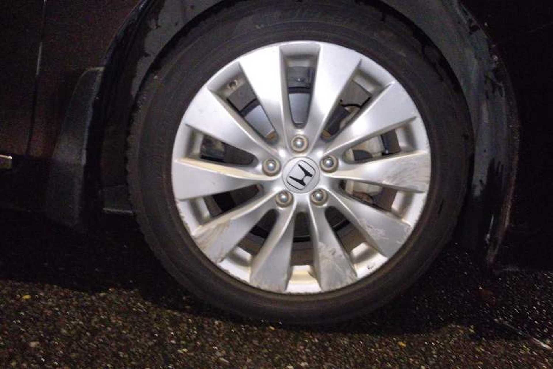 Used Honda Accord 2014 2.4L EX Luxury Edition Right Front Wheel Hub