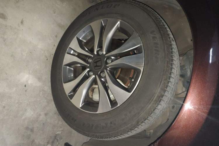 Used Honda Accord 2014 2.0L LX Comfort Edition Right Front Wheel Hub