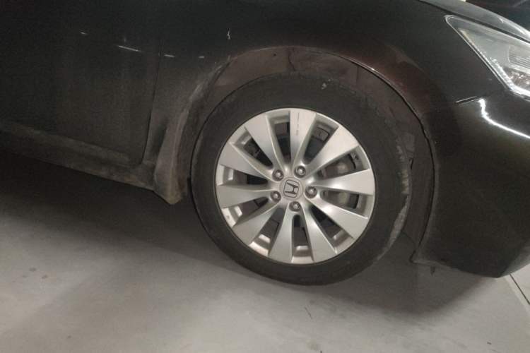 Used Honda Accord 2014 2.4L EX Luxury Edition Right Front Wheel Hub