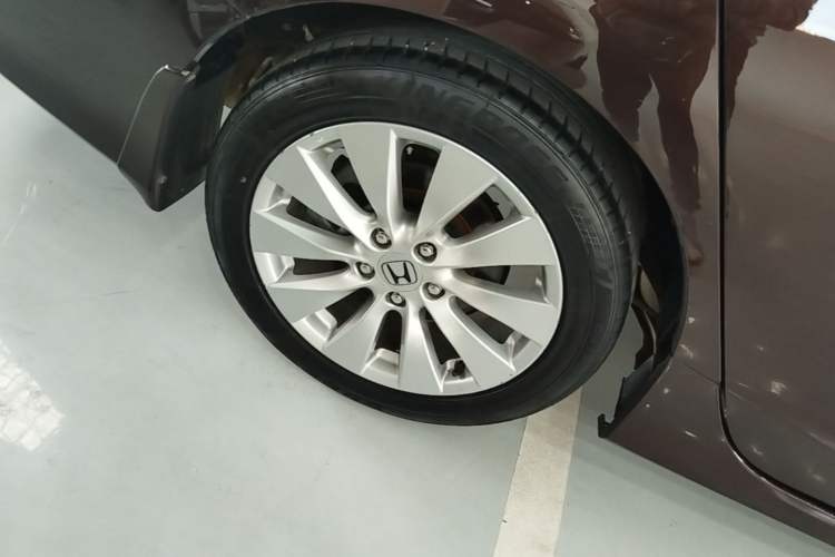 Used Honda Accord 2014 2.4L EX Luxury Edition Right Rear Wheel Hub