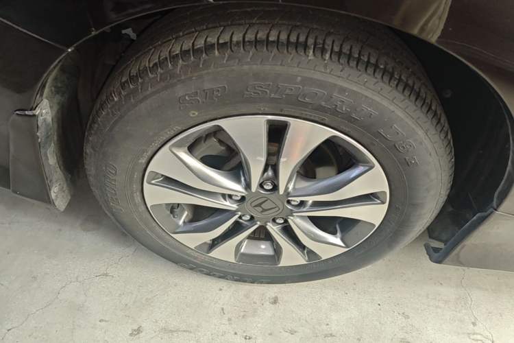 Used Honda Accord 2014 2.0L LX Comfort Edition Right Rear Wheel Hub