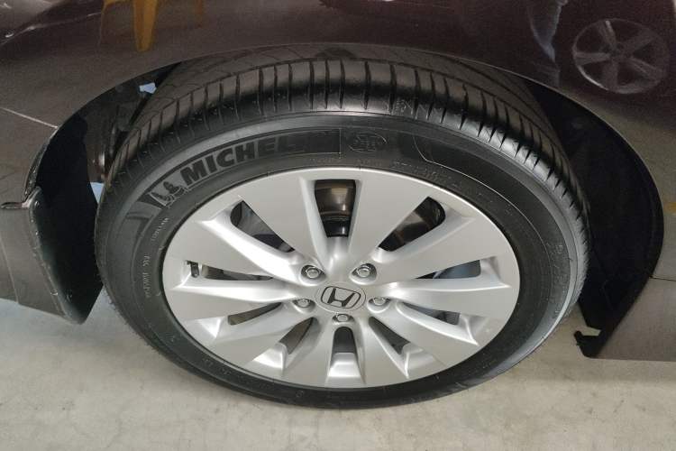 Used Honda Accord 2014 2.4L EX Luxury Edition Right Rear Wheel Hub