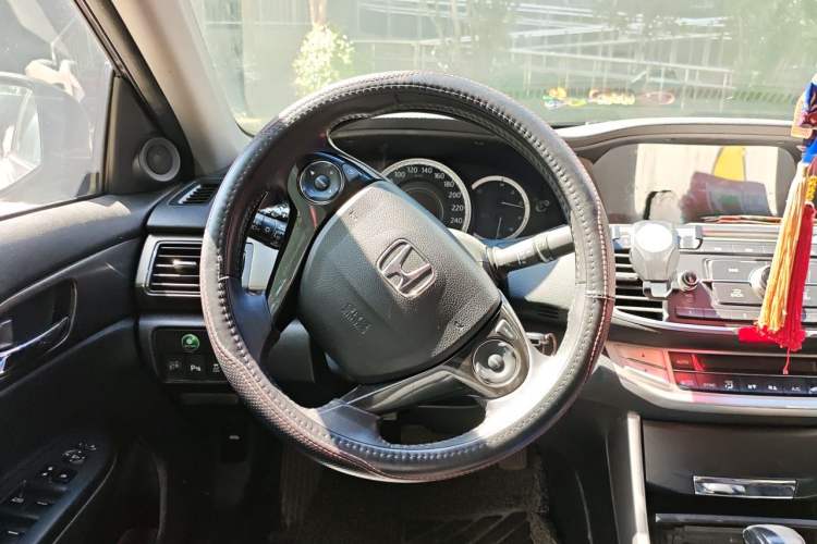 Used Honda Accord 2014 2.0L EX Luxury Edition Steering Wheel