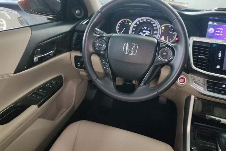 Used Honda Accord 2014 2.4L EX Luxury Edition Steering Wheel