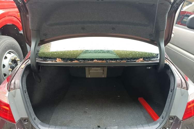 Used Honda Accord 2014 2.4L EX Luxury Edition Trunk