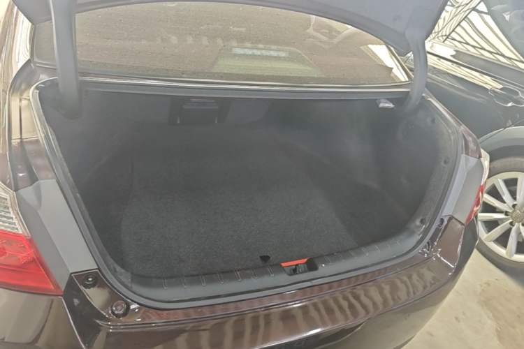 Used Honda Accord 2014 2.0L LX Comfort Edition Trunk