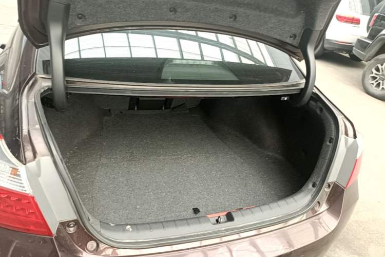 Used Honda Accord 2014 2.4L EXN Luxury Navigation Edition Trunk