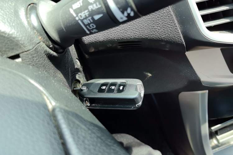 Used Honda Accord 2014 2.0L LX Comfort Edition Vehicle Key