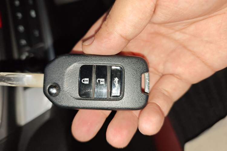 Used Honda Accord 2014 2.0L LX Comfort Edition Vehicle Key